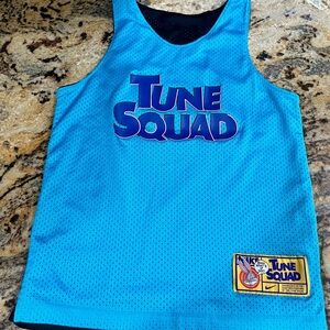 Nike Space Jam Tune Squad Dri-Fit Reversible Basketball Jersey & Shorts - Small